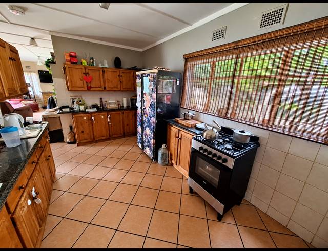 3 BEDROOM HOUSE FOR SALE IN VANDERBIJLPARK SE 1